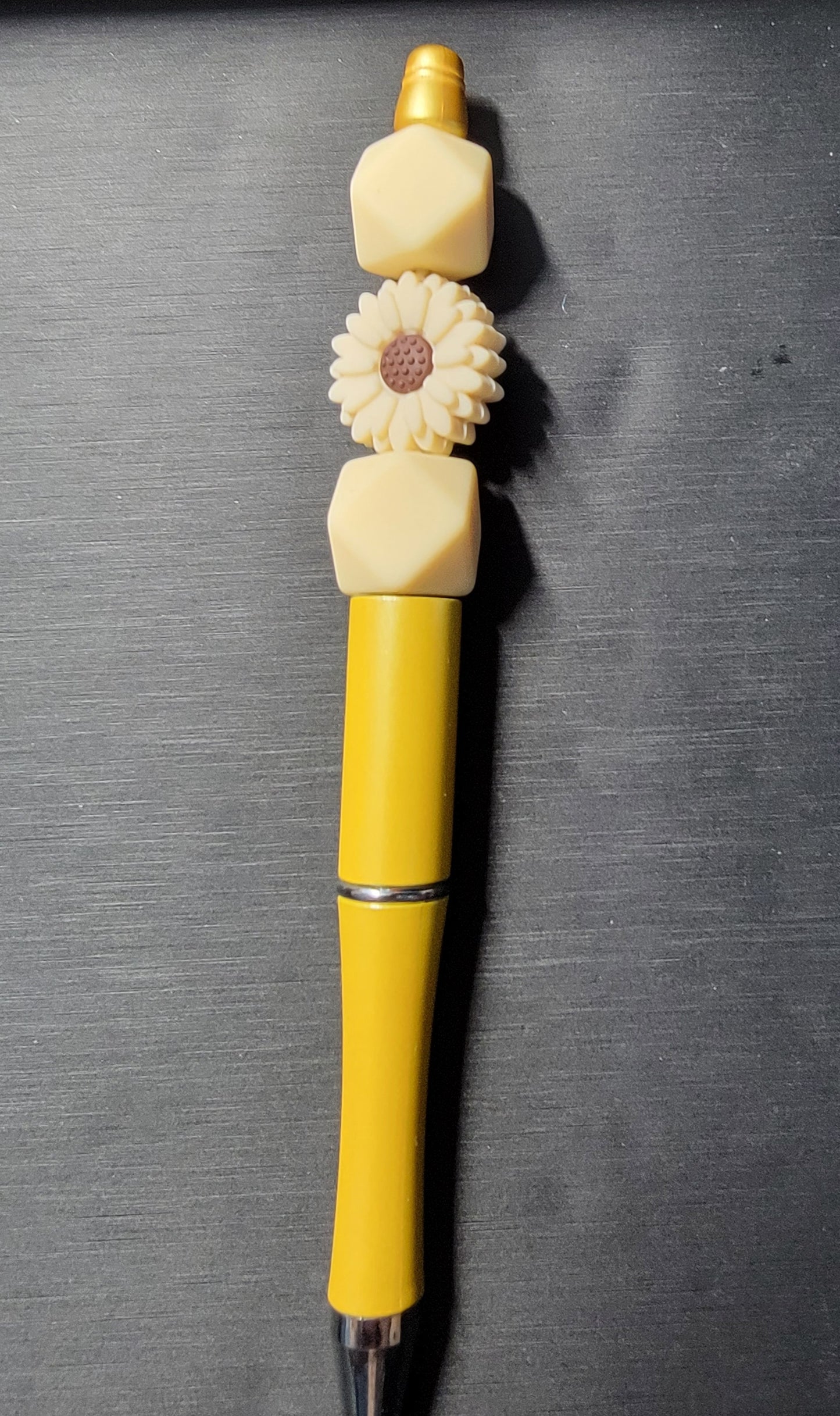 Daisy Focal Bead Pen