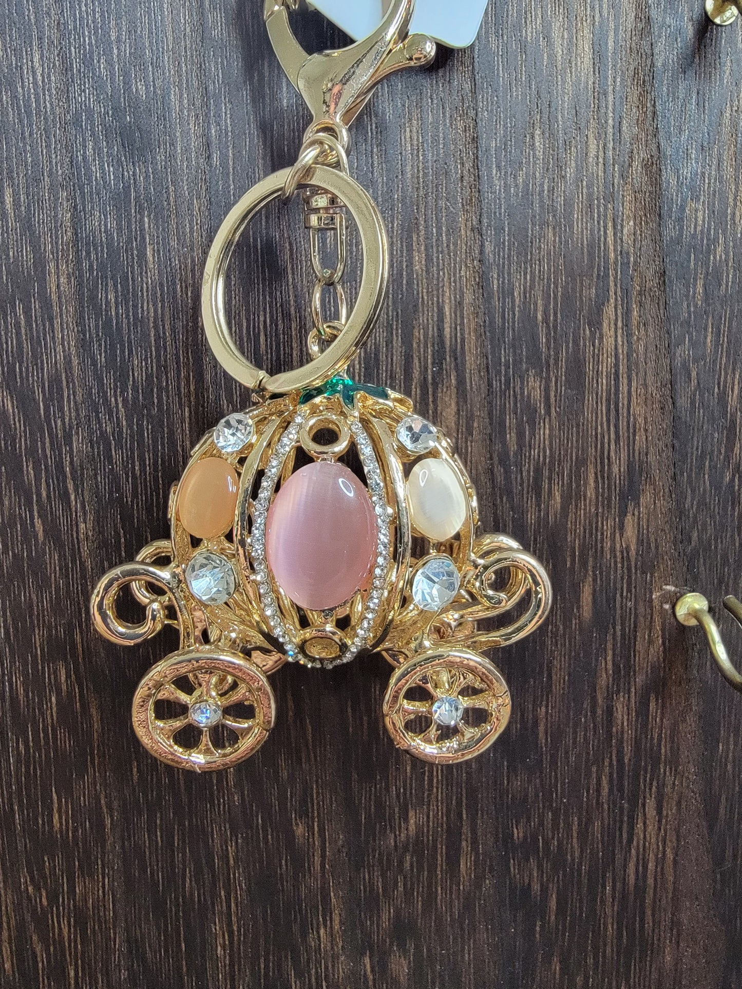 Gorgeous Princess Carriage Keychain