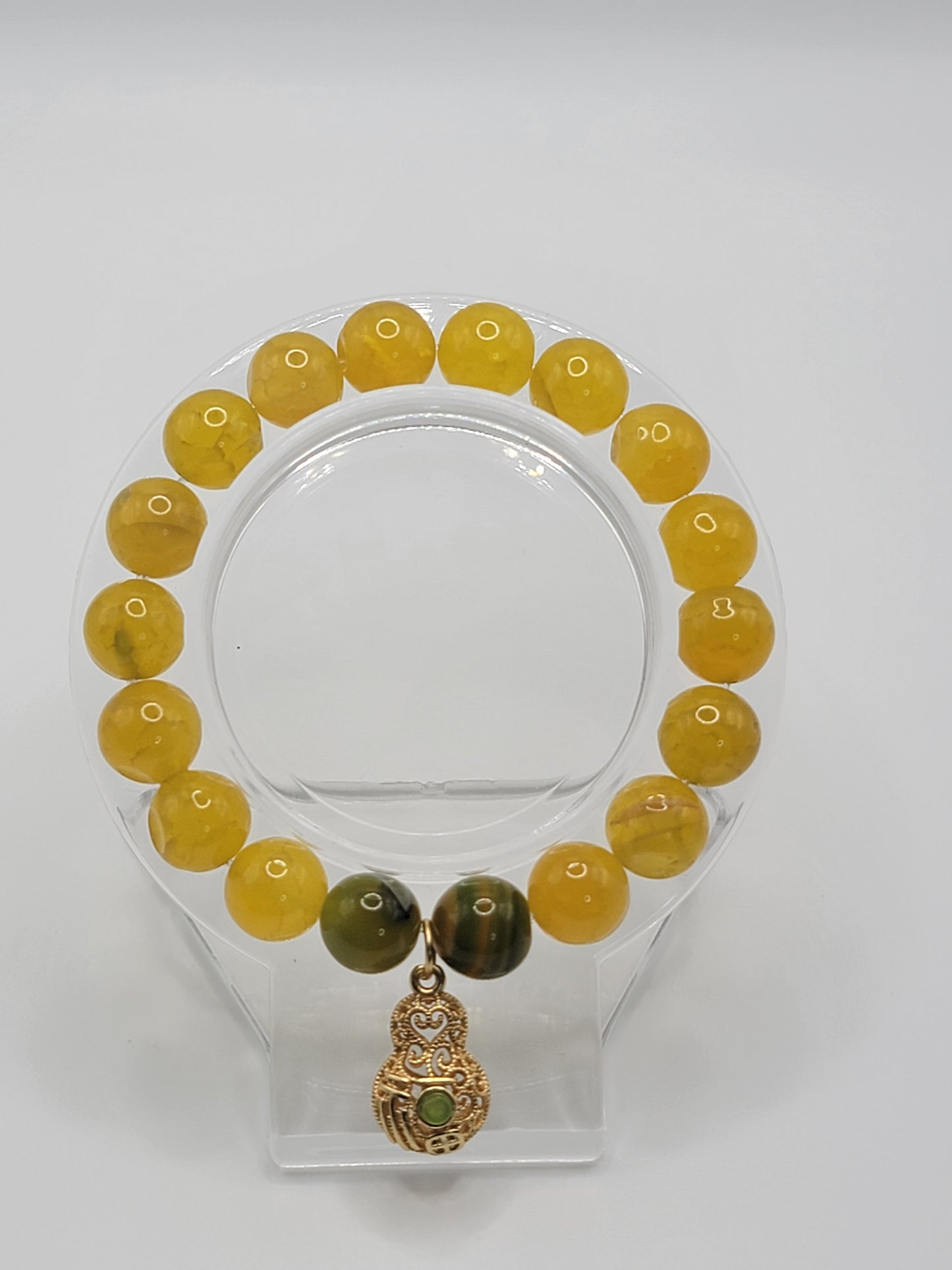 Yellow Agate Crystal Bead Bracelet with gold pendant